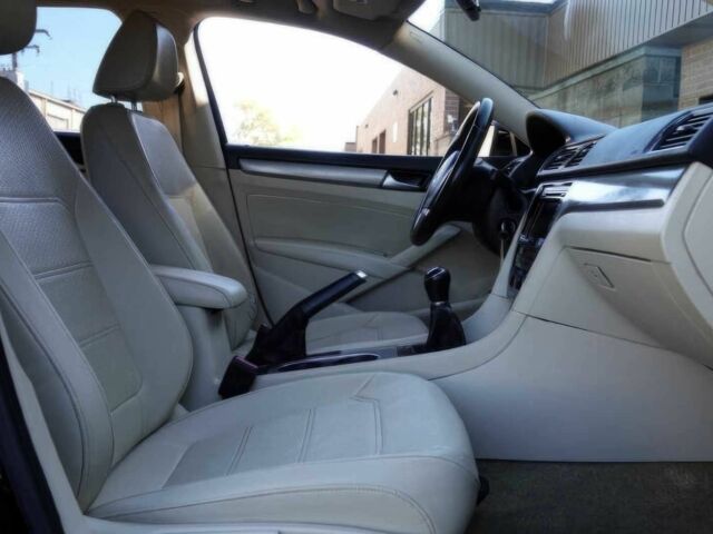 Черный Фольксваген Пассат, объемом двигателя 2 л и пробегом 76 тыс. км за 9300 $, фото 10 на Automoto.ua