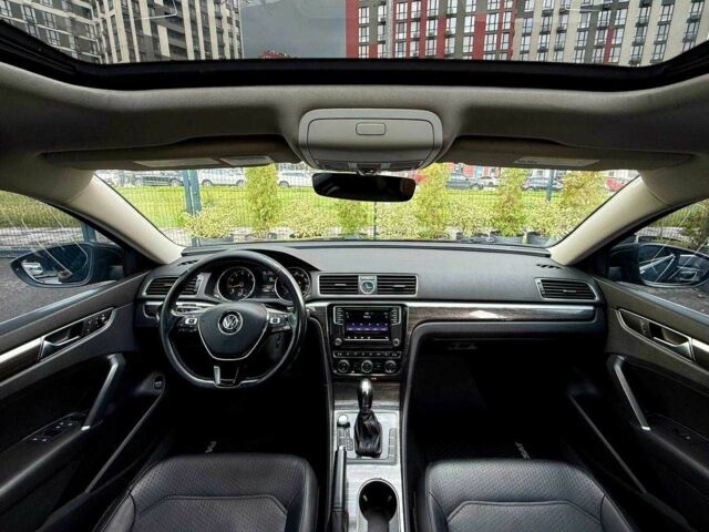 Черный Фольксваген Пассат, объемом двигателя 1.8 л и пробегом 180 тыс. км за 13500 $, фото 17 на Automoto.ua