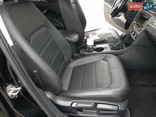 Черный Фольксваген Пассат, объемом двигателя 1.8 л и пробегом 110 тыс. км за 12000 $, фото 9 на Automoto.ua