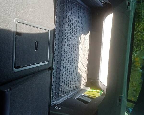 Черный Фольксваген Пассат, объемом двигателя 1.6 л и пробегом 280 тыс. км за 17800 $, фото 13 на Automoto.ua