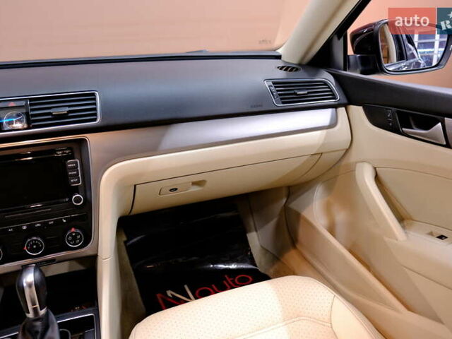 Чорний Фольксваген Пассат, об'ємом двигуна 1.8 л та пробігом 146 тис. км за 10500 $, фото 43 на Automoto.ua