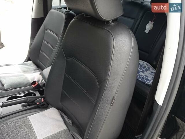 Черный Фольксваген Пассат, объемом двигателя 1.8 л и пробегом 110 тыс. км за 12000 $, фото 22 на Automoto.ua