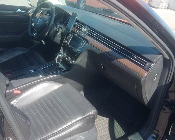 Черный Фольксваген Пассат, объемом двигателя 1.6 л и пробегом 280 тыс. км за 17800 $, фото 8 на Automoto.ua