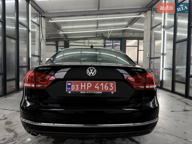 Чорний Фольксваген Пассат, об'ємом двигуна 2 л та пробігом 300 тис. км за 12999 $, фото 5 на Automoto.ua