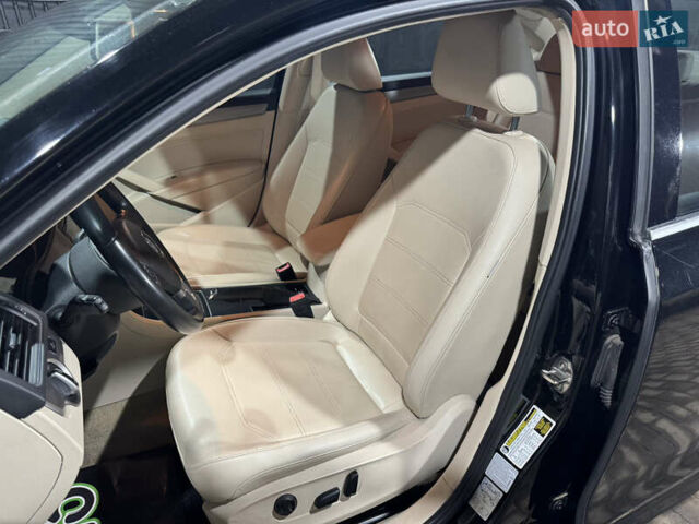 Черный Фольксваген Пассат, объемом двигателя 1.8 л и пробегом 197 тыс. км за 9700 $, фото 20 на Automoto.ua