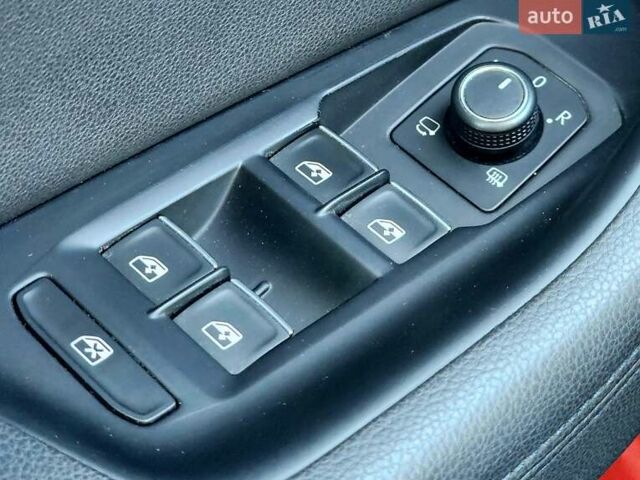 Фольксваген Пассат 2015 в Черновцах на Automoto.ua Черный Фольксваген Пассат, объемом двигателя 1.97 л и пробегом 303 тыс. км за 17100 $, фото 16 на Automoto.ua