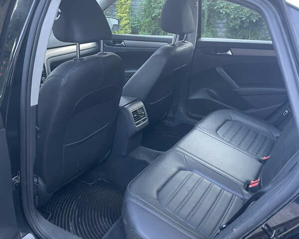 Чорний Фольксваген Пассат, об'ємом двигуна 0 л та пробігом 147 тис. км за 14250 $, фото 12 на Automoto.ua