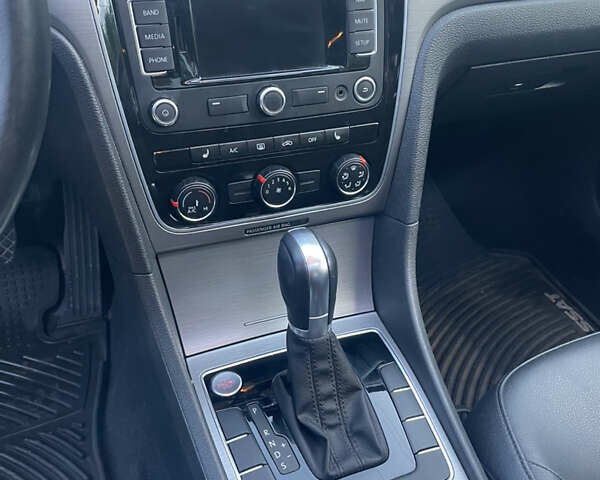 Чорний Фольксваген Пассат, об'ємом двигуна 0 л та пробігом 147 тис. км за 14250 $, фото 11 на Automoto.ua