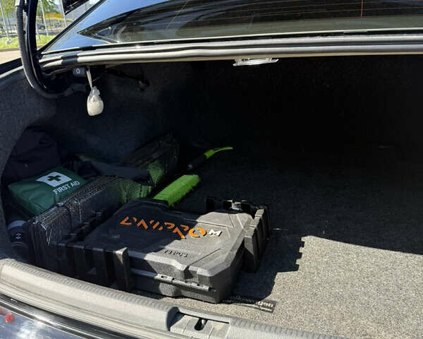 Черный Фольксваген Пассат, объемом двигателя 1.8 л и пробегом 176 тыс. км за 12600 $, фото 14 на Automoto.ua