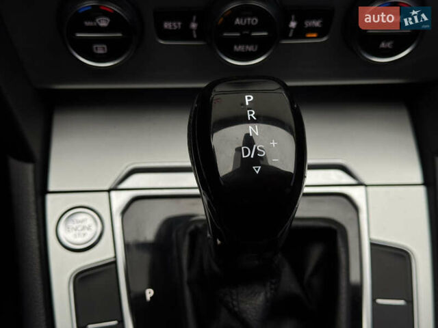 Черный Фольксваген Пассат, объемом двигателя 2 л и пробегом 239 тыс. км за 15300 $, фото 23 на Automoto.ua