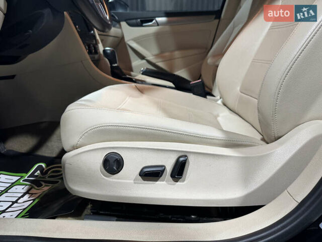 Черный Фольксваген Пассат, объемом двигателя 1.8 л и пробегом 197 тыс. км за 9700 $, фото 21 на Automoto.ua