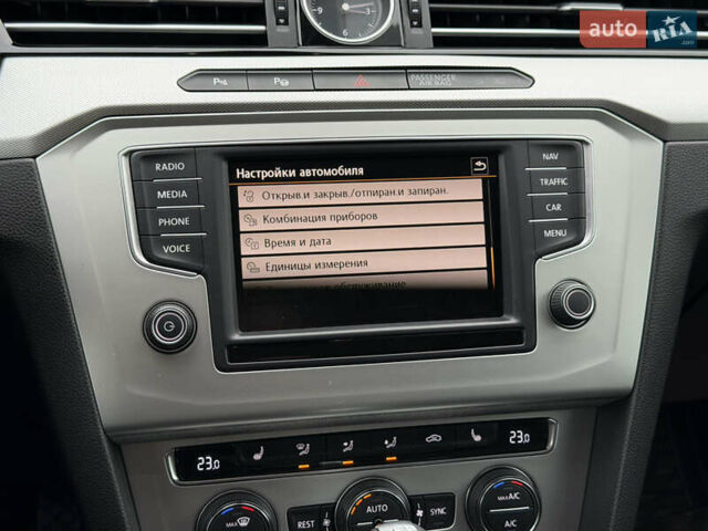 Черный Фольксваген Пассат, объемом двигателя 2 л и пробегом 325 тыс. км за 15500 $, фото 55 на Automoto.ua