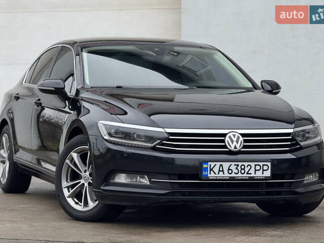 Черный Фольксваген Пассат, объемом двигателя 2 л и пробегом 239 тыс. км за 15300 $, фото 1 на Automoto.ua