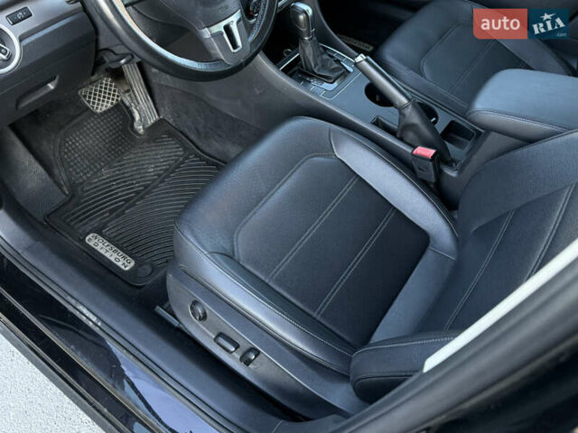 Черный Фольксваген Пассат, объемом двигателя 1.8 л и пробегом 222 тыс. км за 8999 $, фото 19 на Automoto.ua