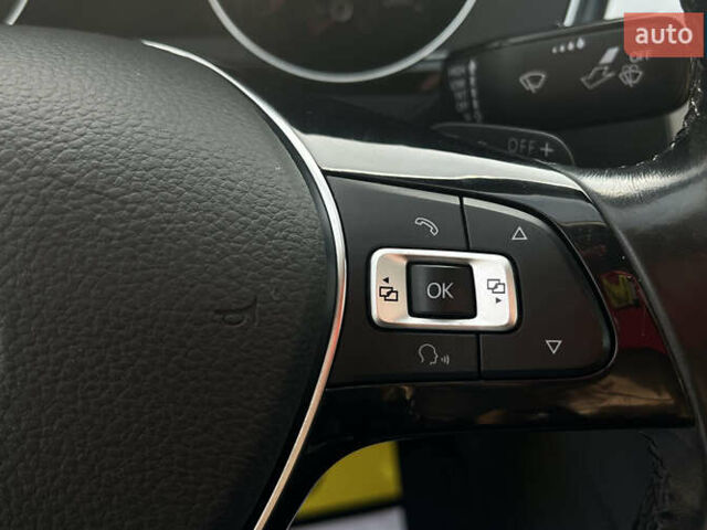 Черный Фольксваген Пассат, объемом двигателя 1.97 л и пробегом 230 тыс. км за 16800 $, фото 13 на Automoto.ua