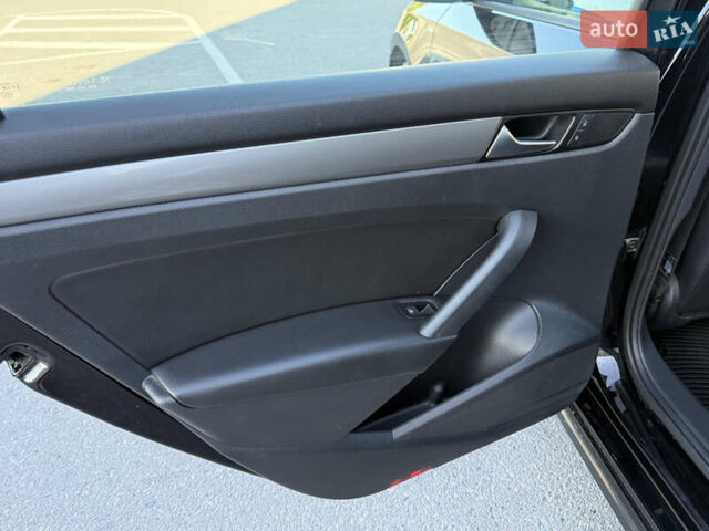 Черный Фольксваген Пассат, объемом двигателя 1.8 л и пробегом 222 тыс. км за 8999 $, фото 24 на Automoto.ua