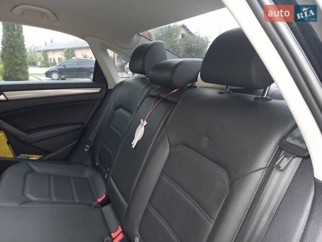 Черный Фольксваген Пассат, объемом двигателя 1.8 л и пробегом 110 тыс. км за 12000 $, фото 11 на Automoto.ua