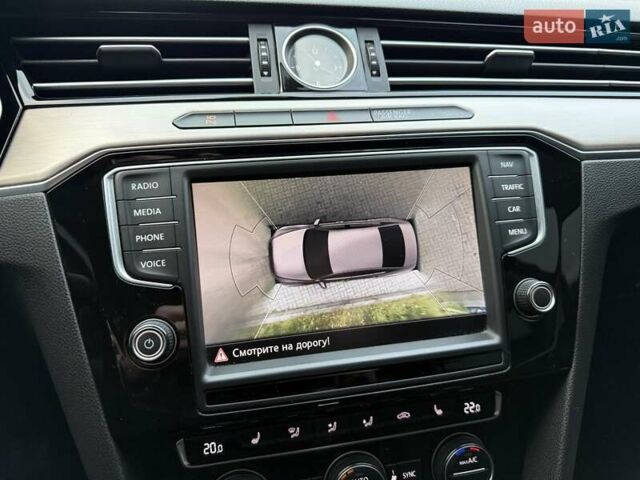 Черный Фольксваген Пассат, объемом двигателя 2 л и пробегом 248 тыс. км за 17500 $, фото 17 на Automoto.ua