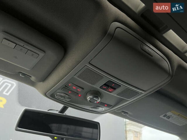 Черный Фольксваген Пассат, объемом двигателя 1.8 л и пробегом 252 тыс. км за 10600 $, фото 33 на Automoto.ua