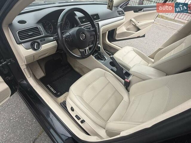 Чорний Фольксваген Пассат, об'ємом двигуна 1.8 л та пробігом 92 тис. км за 9699 $, фото 25 на Automoto.ua