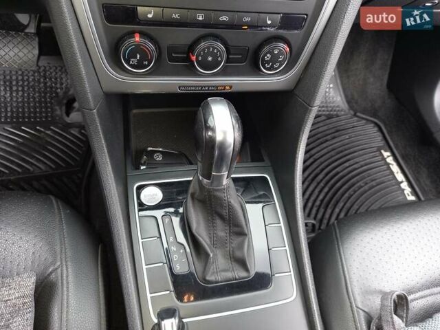 Черный Фольксваген Пассат, объемом двигателя 1.8 л и пробегом 110 тыс. км за 12000 $, фото 16 на Automoto.ua