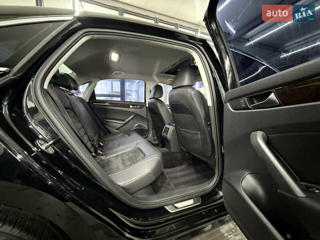 Чорний Фольксваген Пассат, об'ємом двигуна 2 л та пробігом 300 тис. км за 12999 $, фото 14 на Automoto.ua