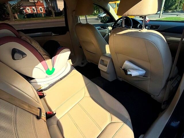 Черный Фольксваген Пассат, объемом двигателя 1.8 л и пробегом 179 тыс. км за 10500 $, фото 4 на Automoto.ua