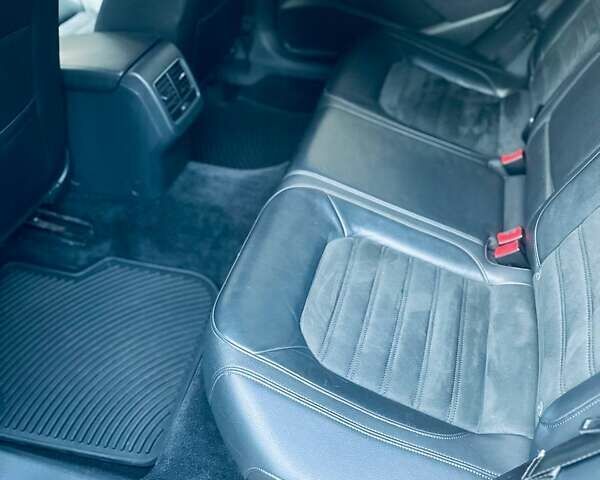 Черный Фольксваген Пассат, объемом двигателя 1.97 л и пробегом 208 тыс. км за 12561 $, фото 13 на Automoto.ua