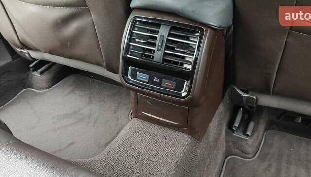 Черный Фольксваген Пассат, объемом двигателя 1.97 л и пробегом 289 тыс. км за 16899 $, фото 12 на Automoto.ua