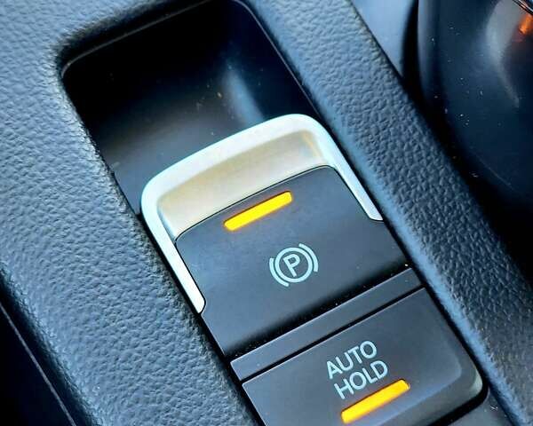 Фольксваген Пассат 2015 в Черновцах на Automoto.ua Черный Фольксваген Пассат, объемом двигателя 1.97 л и пробегом 303 тыс. км за 17100 $, фото 17 на Automoto.ua