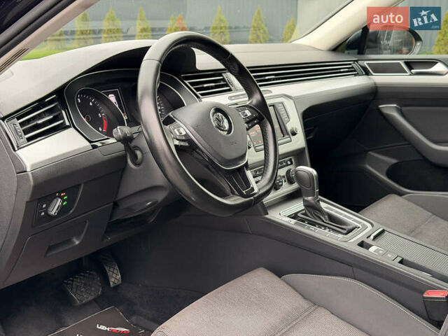 Черный Фольксваген Пассат, объемом двигателя 2 л и пробегом 325 тыс. км за 15500 $, фото 23 на Automoto.ua