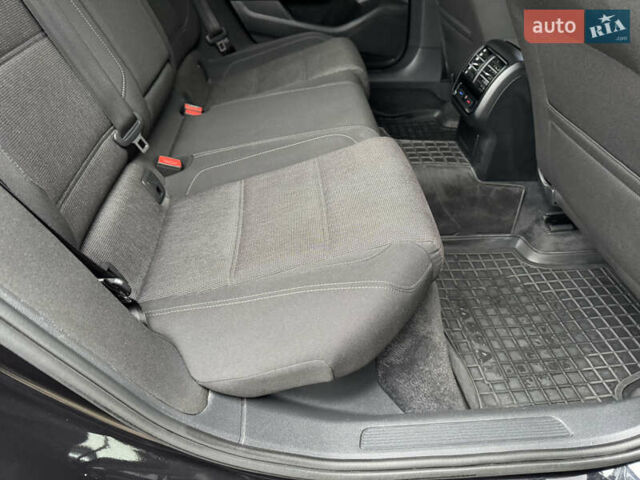 Черный Фольксваген Пассат, объемом двигателя 2 л и пробегом 239 тыс. км за 15300 $, фото 29 на Automoto.ua