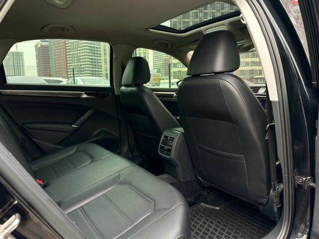 Черный Фольксваген Пассат, объемом двигателя 1.8 л и пробегом 187 тыс. км за 11950 $, фото 20 на Automoto.ua