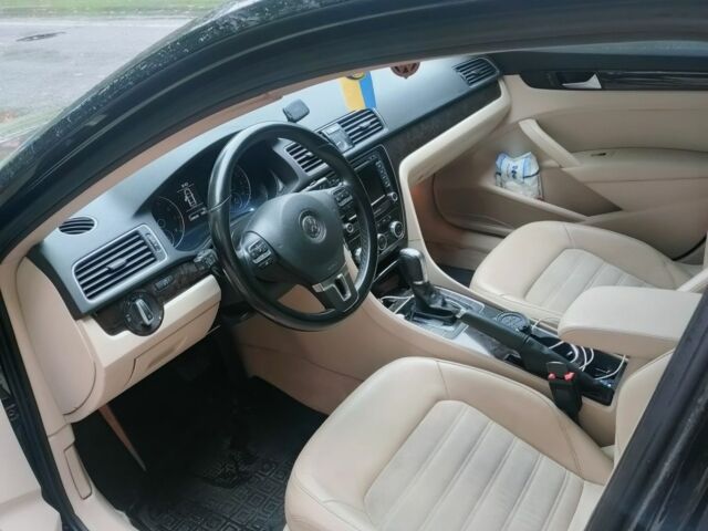 Черный Фольксваген Пассат, объемом двигателя 1.8 л и пробегом 169 тыс. км за 11500 $, фото 6 на Automoto.ua