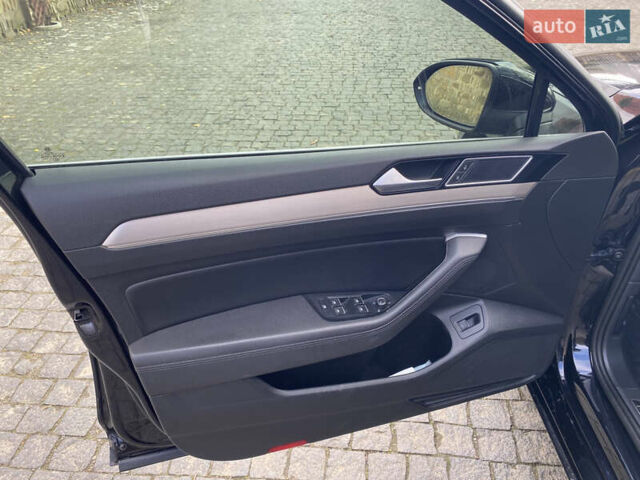 Чорний Фольксваген Пассат, об'ємом двигуна 1.97 л та пробігом 310 тис. км за 15900 $, фото 26 на Automoto.ua