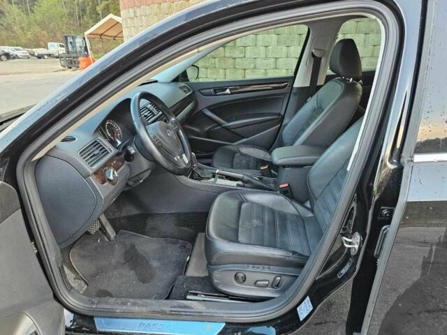 Черный Фольксваген Пассат, объемом двигателя 2 л и пробегом 190 тыс. км за 2900 $, фото 5 на Automoto.ua