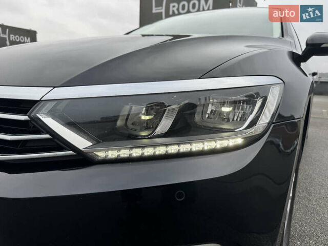 Чорний Фольксваген Пассат, об'ємом двигуна 1.6 л та пробігом 225 тис. км за 14000 $, фото 7 на Automoto.ua