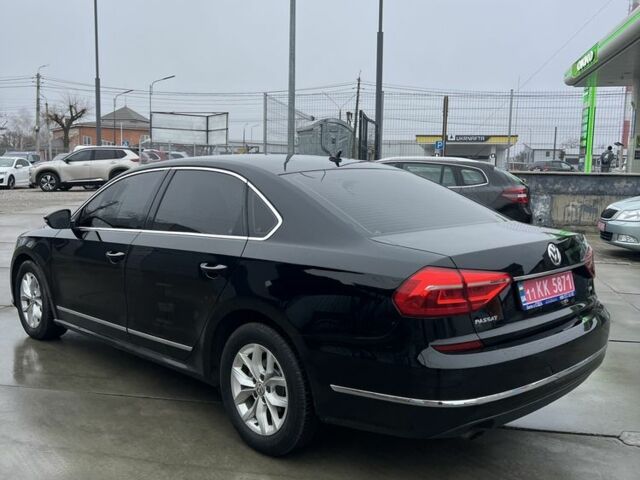 Черный Фольксваген Пассат, объемом двигателя 1.8 л и пробегом 161 тыс. км за 12300 $, фото 4 на Automoto.ua