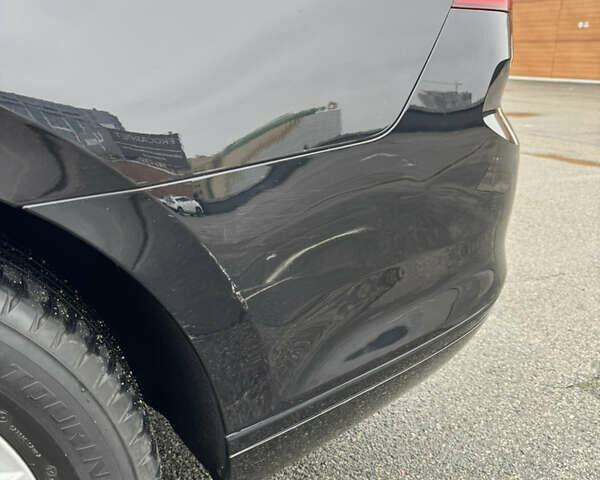 Чорний Фольксваген Пассат, об'ємом двигуна 1.6 л та пробігом 225 тис. км за 14000 $, фото 22 на Automoto.ua