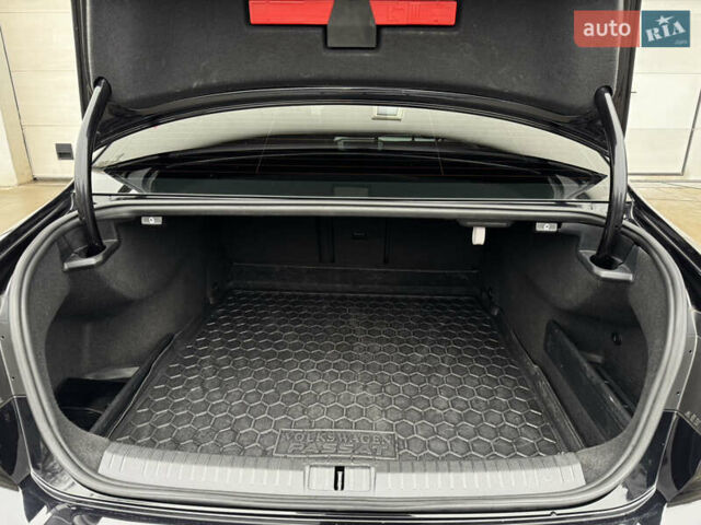 Черный Фольксваген Пассат, объемом двигателя 2 л и пробегом 239 тыс. км за 15300 $, фото 17 на Automoto.ua