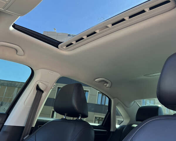 Черный Фольксваген Пассат, объемом двигателя 1.8 л и пробегом 184 тыс. км за 16200 $, фото 8 на Automoto.ua