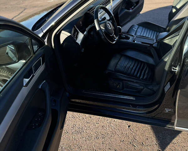 Чорний Фольксваген Пассат, об'ємом двигуна 1.97 л та пробігом 330 тис. км за 18300 $, фото 11 на Automoto.ua