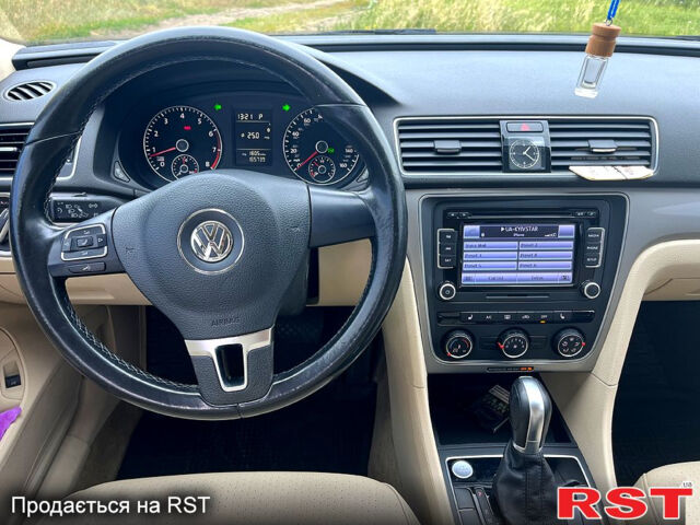 Чорний Фольксваген Пассат, об'ємом двигуна 1.8 л та пробігом 165 тис. км за 9999 $, фото 7 на Automoto.ua