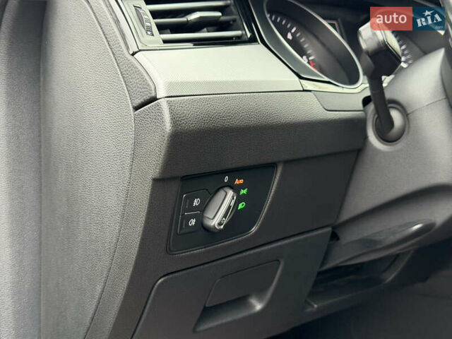 Черный Фольксваген Пассат, объемом двигателя 2 л и пробегом 325 тыс. км за 15500 $, фото 24 на Automoto.ua