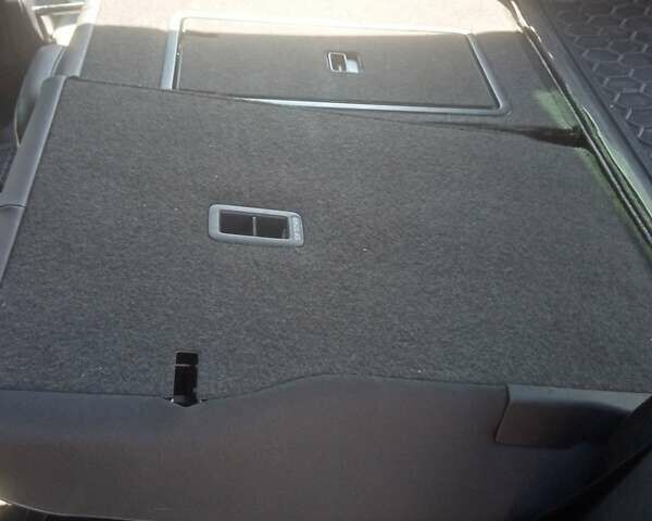 Черный Фольксваген Пассат, объемом двигателя 1.6 л и пробегом 280 тыс. км за 17800 $, фото 15 на Automoto.ua