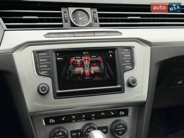 Черный Фольксваген Пассат, объемом двигателя 2 л и пробегом 325 тыс. км за 15500 $, фото 51 на Automoto.ua