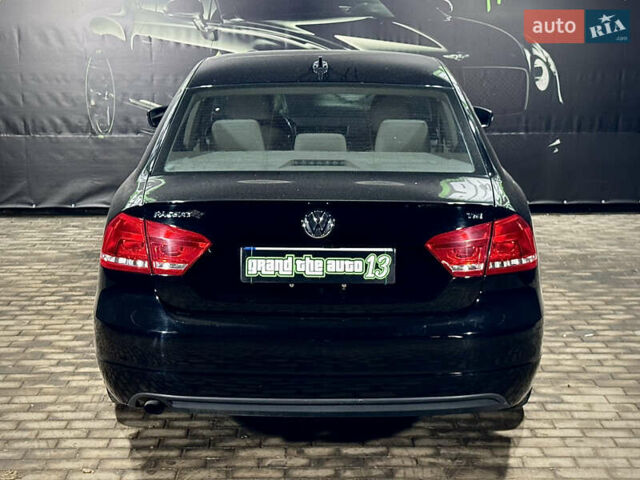 Черный Фольксваген Пассат, объемом двигателя 1.8 л и пробегом 197 тыс. км за 9700 $, фото 13 на Automoto.ua