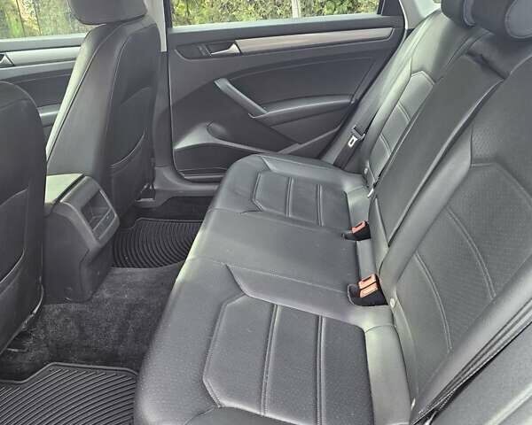 Фольксваген Пассат 2015 в Одессе на Automoto.ua Черный Фольксваген Пассат, объемом двигателя 1.8 л и пробегом 106 тыс. км за 9150 $, фото 5 на Automoto.ua