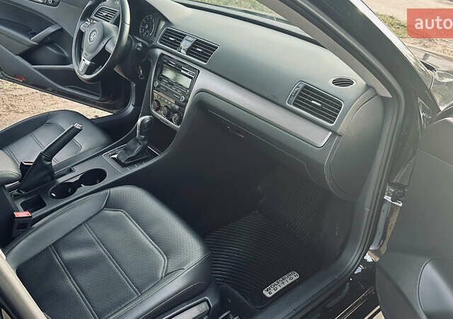 Черный Фольксваген Пассат, объемом двигателя 1.8 л и пробегом 103 тыс. км за 10999 $, фото 22 на Automoto.ua