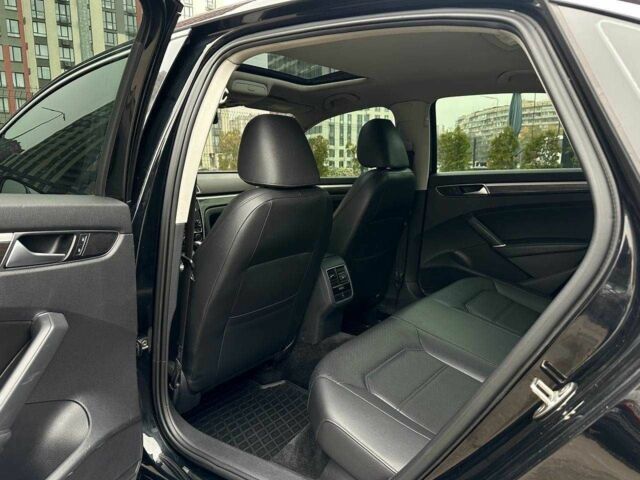 Черный Фольксваген Пассат, объемом двигателя 1.8 л и пробегом 187 тыс. км за 11950 $, фото 17 на Automoto.ua